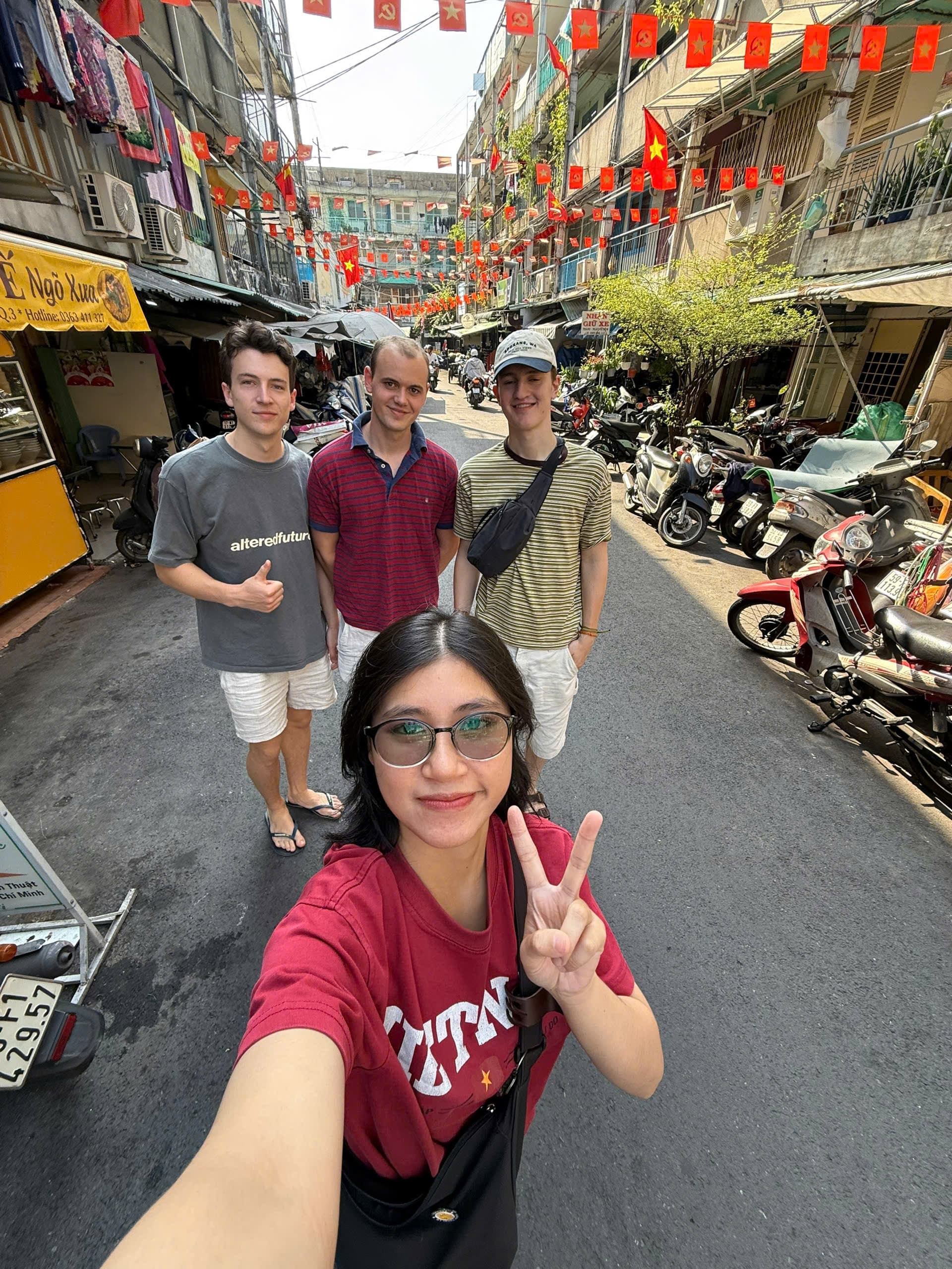 7 Food Tour & Sightseeing by Scooter (Morning / Afternoon / Evening) — photo 6